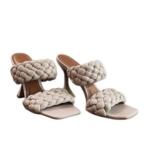 L'INTERVALLE Cream Braided Sandals